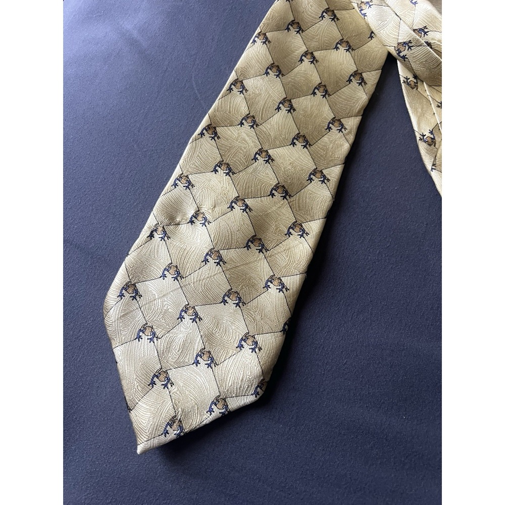 The Nature Conservancy Frog Silk Neck Tie Gold Novelty frog Print 100% Silk